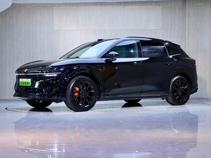 Фото 1 - Zeekr 7X