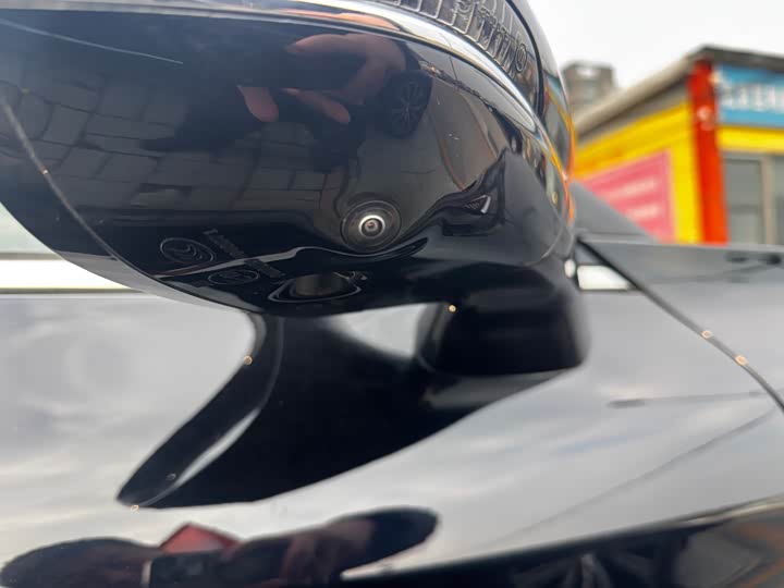 Фото 4 - Hongqi HS5