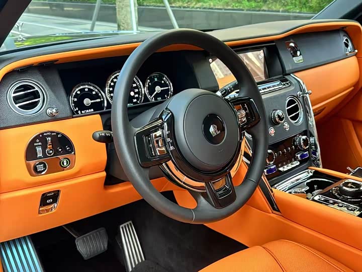 Photo 4 - Rolls-Royce Cullinan