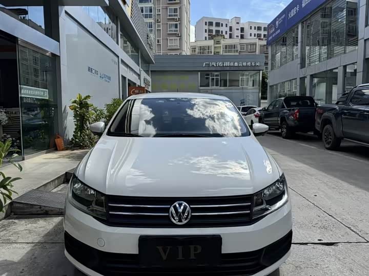 Фото 2 - Volkswagen Santana