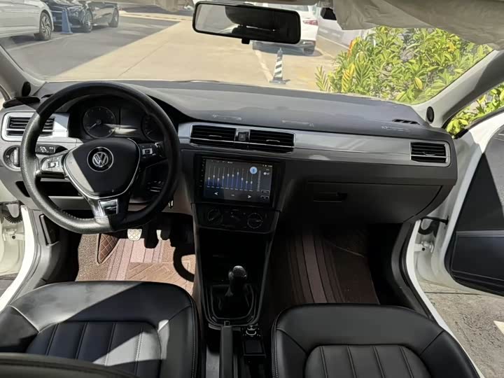 Фото 6 - Volkswagen Santana