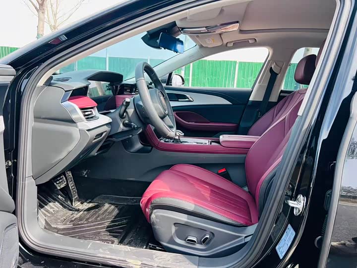 Фото 4 - Hongqi H5