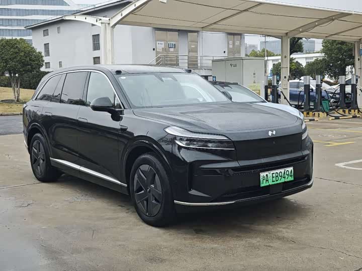 Фото 3 - Nio Onvo L90