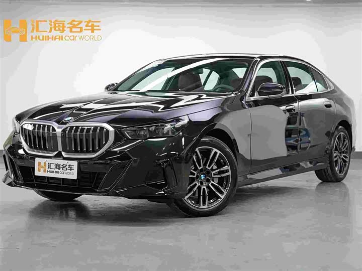 Фото 1 - BMW 5 Series