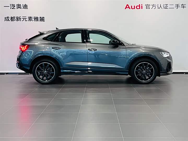 Фото 3 - Audi Q3 Sportback