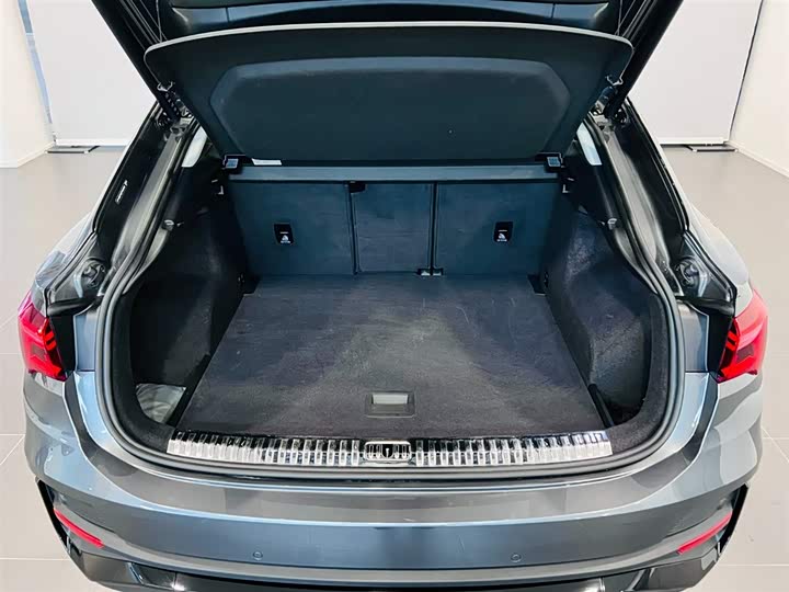 Фото 6 - Audi Q3 Sportback