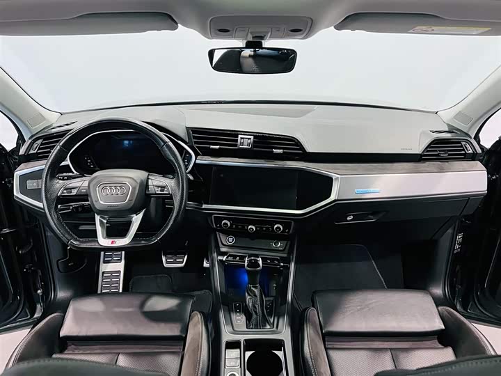 Фото 8 - Audi Q3 Sportback