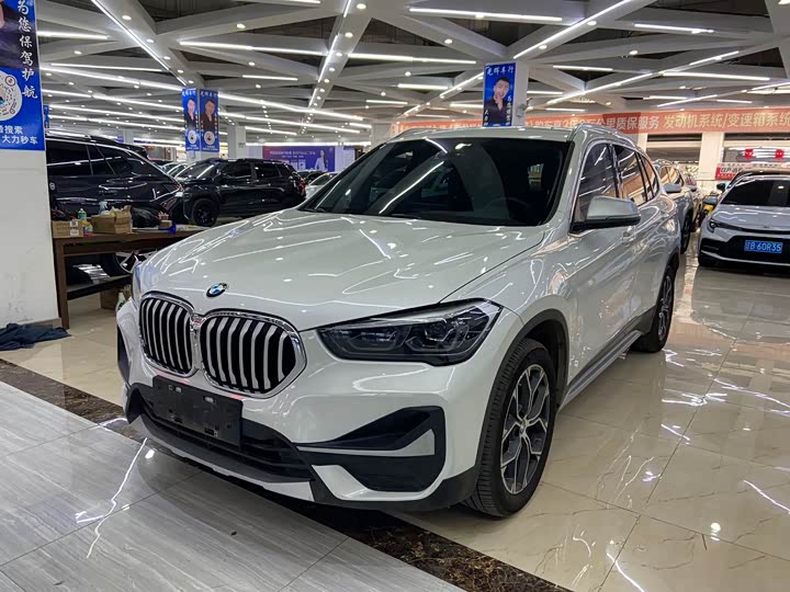 Фото 1 - BMW X1