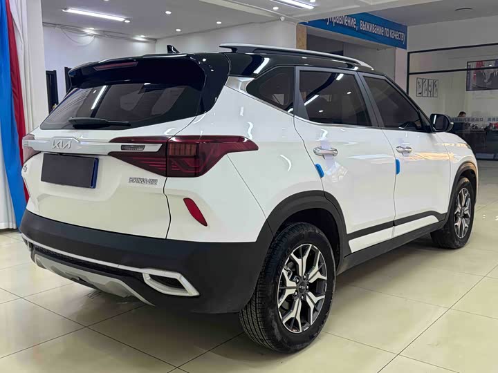 Фото 6 - Kia KX3