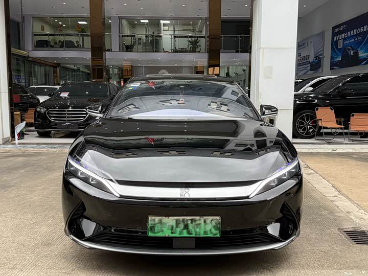 Фото 2 - BYD Han