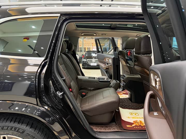 Фото 9 - Mercedes-Benz GLS-Class