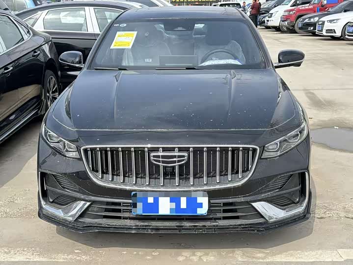 Фото 2 - Geely Preface