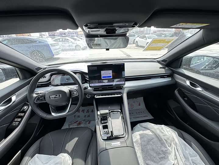 Фото 5 - Geely Preface