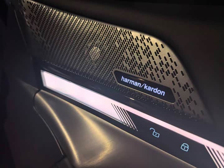 Фото 9 - BMW 5 Series