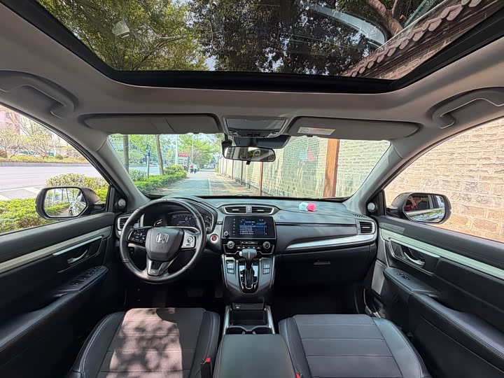 Фото 6 - Honda CR-V