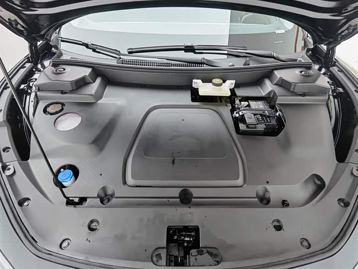 Фото 6 - XPeng Mona M03