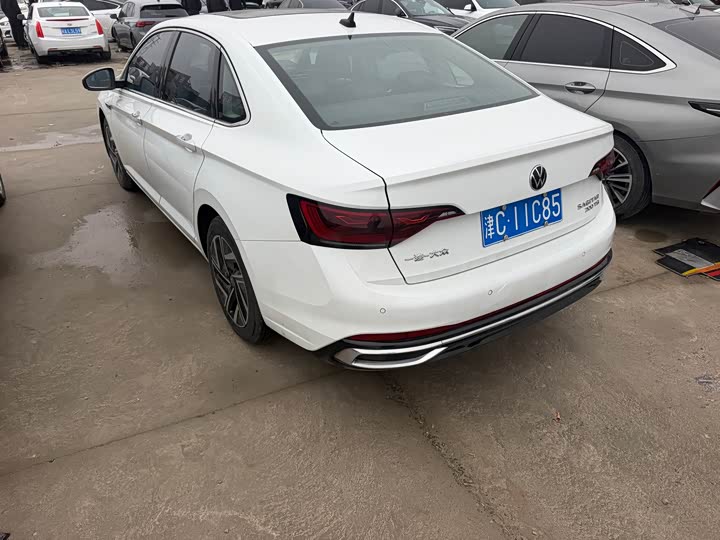 Фото 8 - Volkswagen Sagitar L