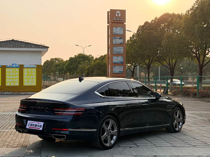 Фото 5 - Genesis G80