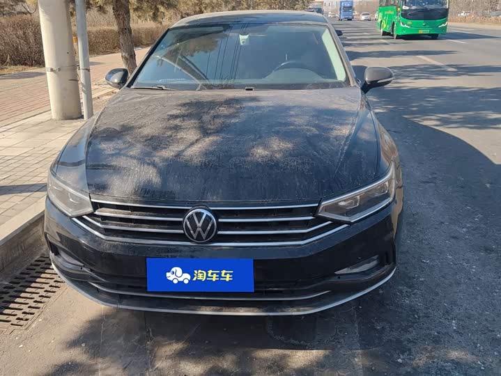 Фото 2 - Volkswagen Magotan