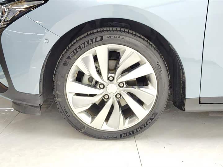 Фото 6 - Buick Velite 6