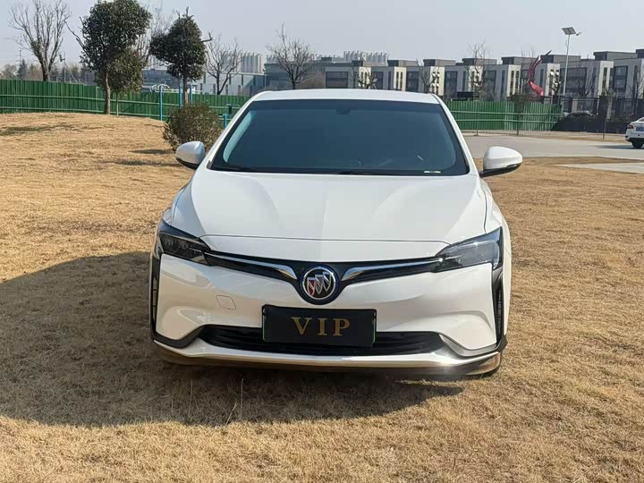 Photo 2 - Buick Velite 6