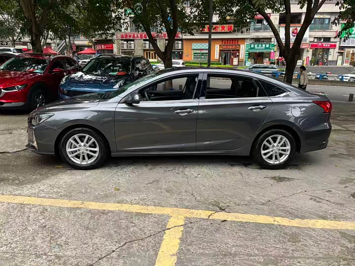 Фото 4 - Changan Raeton CC