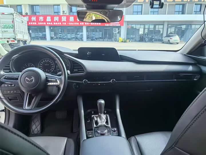 Фото 5 - Mazda 3 (Axela)