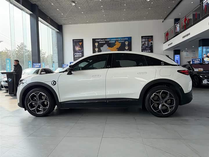 Фото 9 - Smart #3