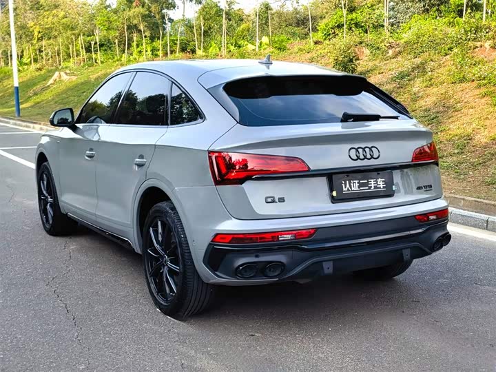 Фото 5 - Audi Q5L Sportback