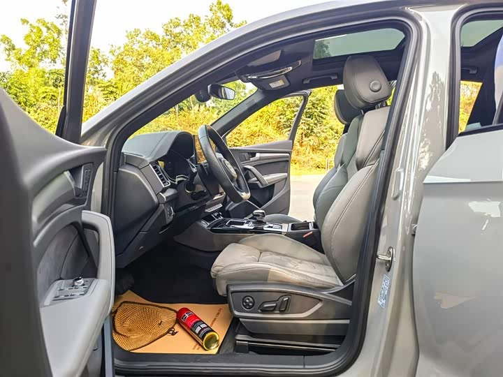 Фото 9 - Audi Q5L Sportback