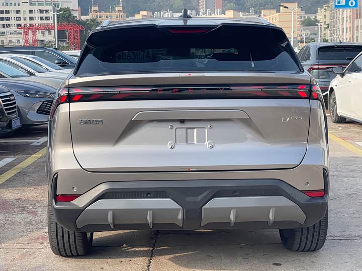 Фото 6 - Geely Galaxy L7