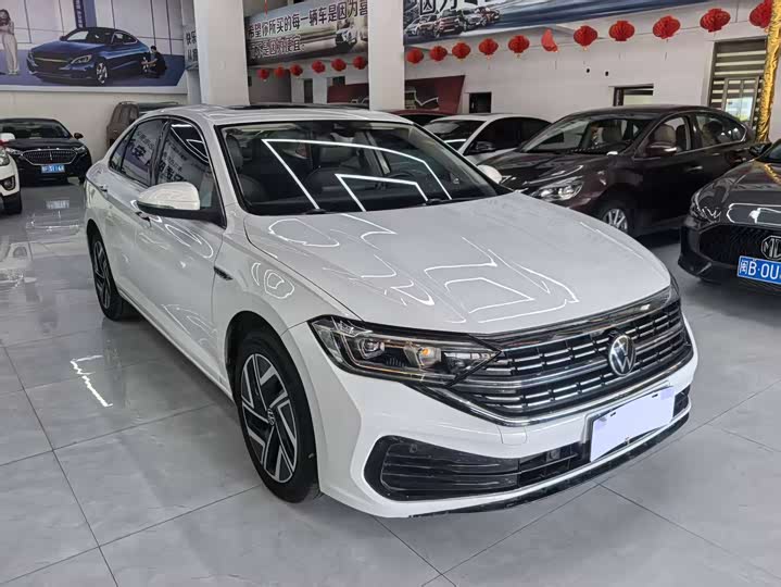 Фото 3 - Volkswagen Sagitar L