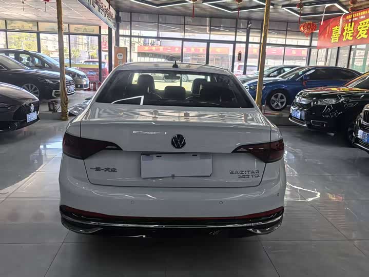 Фото 8 - Volkswagen Sagitar L