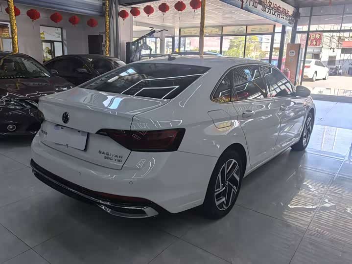 Фото 9 - Volkswagen Sagitar L