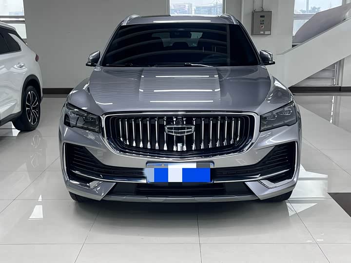 Фото 2 - Geely Monjaro