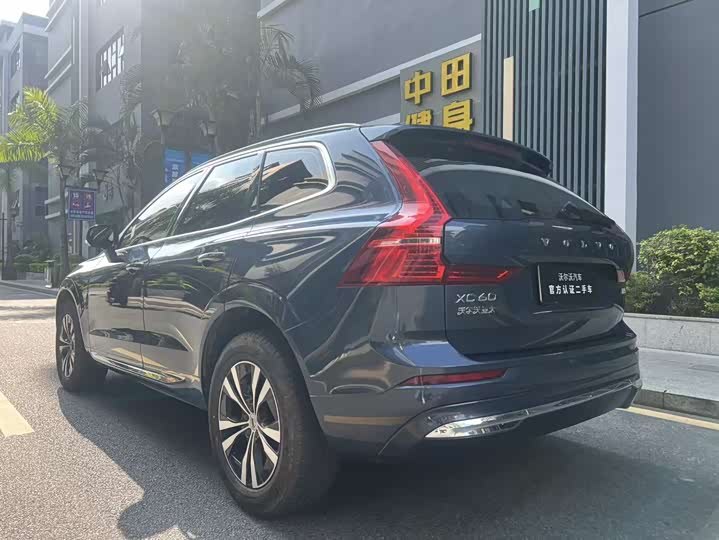 Фото 7 - Volvo XC60