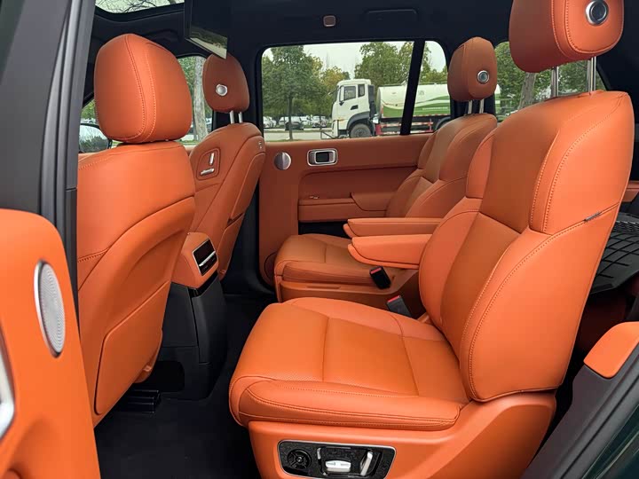 Фото 8 - LiXiang L9