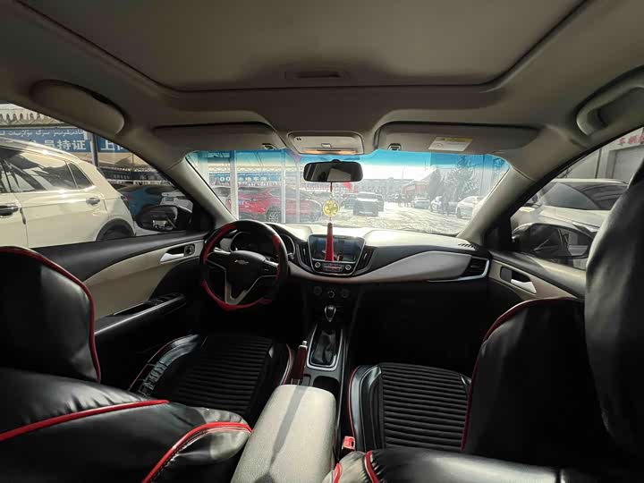 Фото 2 - Chevrolet Monza