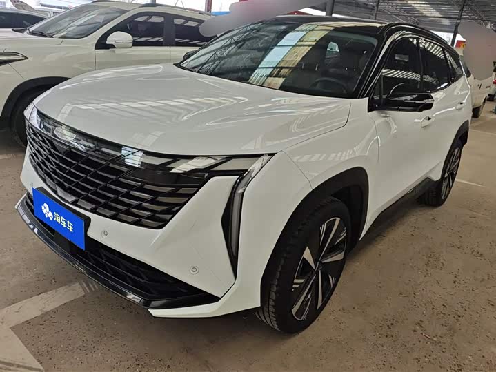 Фото 1 - Geely Atlas L