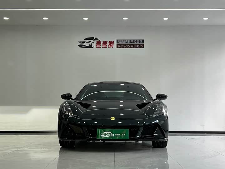 Фото 2 - Lotus Emira