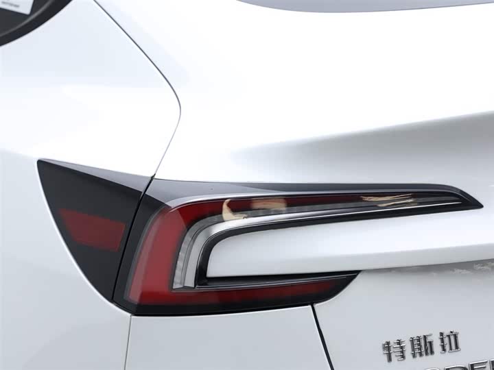 Photo 6 - Tesla Model 3