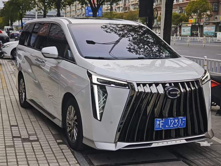 Photo 3 - GAC Trumpchi M8