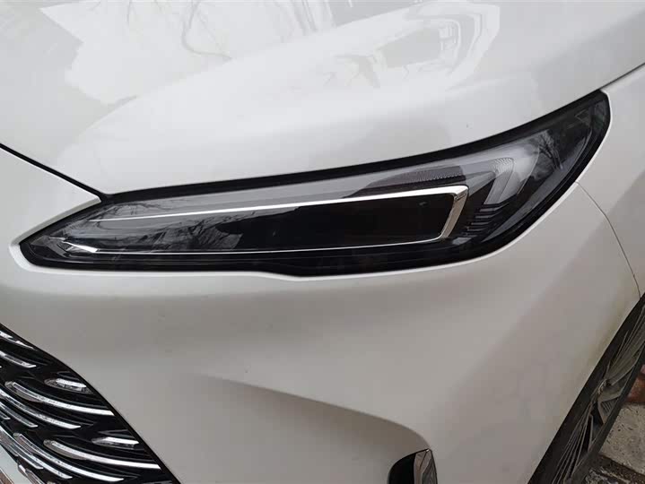 Photo 5 - Buick GL8 Hybrid