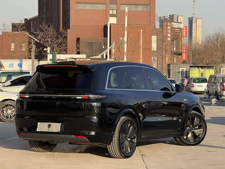 Фото 7 - LiXiang L8