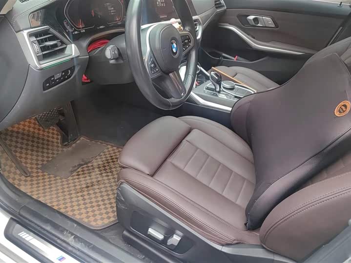 Фото 9 - BMW 3 Series