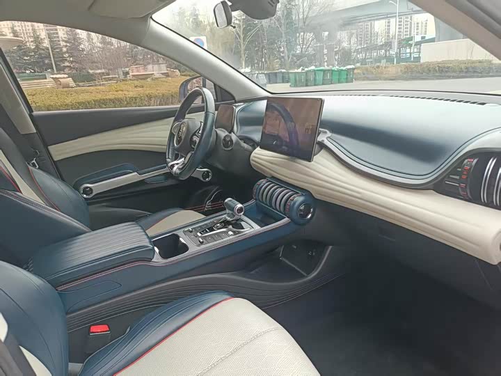 Фото 7 - BYD Yuan Plus