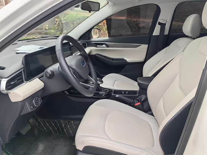 Фото 4 - Ford Escort