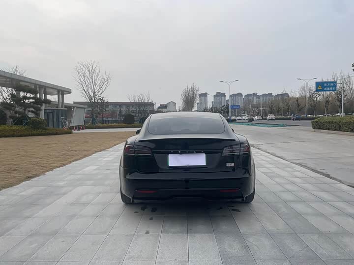 Фото 4 - Tesla Model S