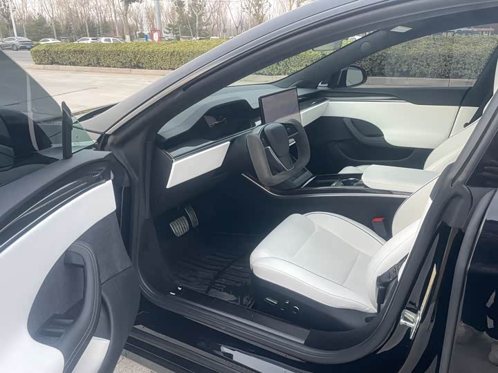 Фото 5 - Tesla Model S