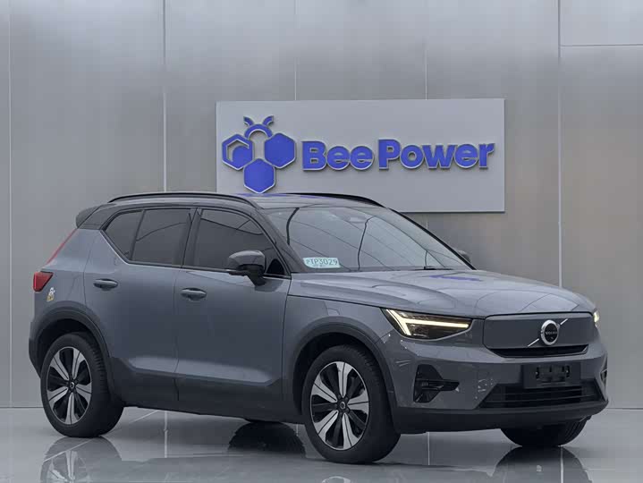 Фото 3 - Volvo XC40 EV